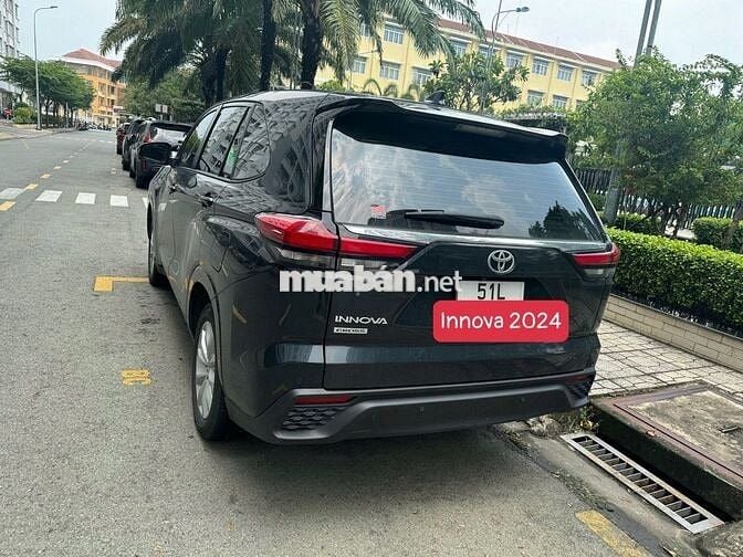 Cần Bán Toyota Innova Cross 2024 AT