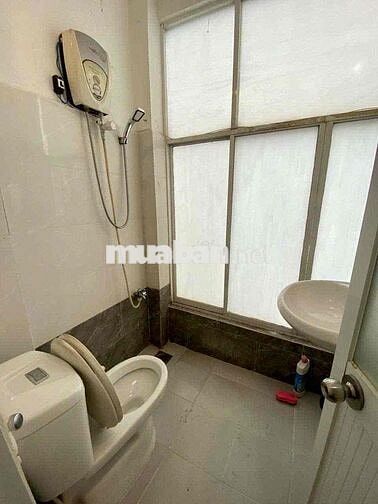 Studio cửa sổ lớn Nơ Trang Long, Văn Lang, Bình Thạnh