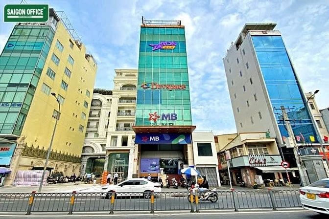 Bán tòa nhà văn phòng Phan Đăng lưu, Gia Định, DT 8x28m, Giá 109 tỷ