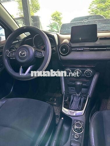 Mazda 2 2022 1.5L AT Standard - 60000 km