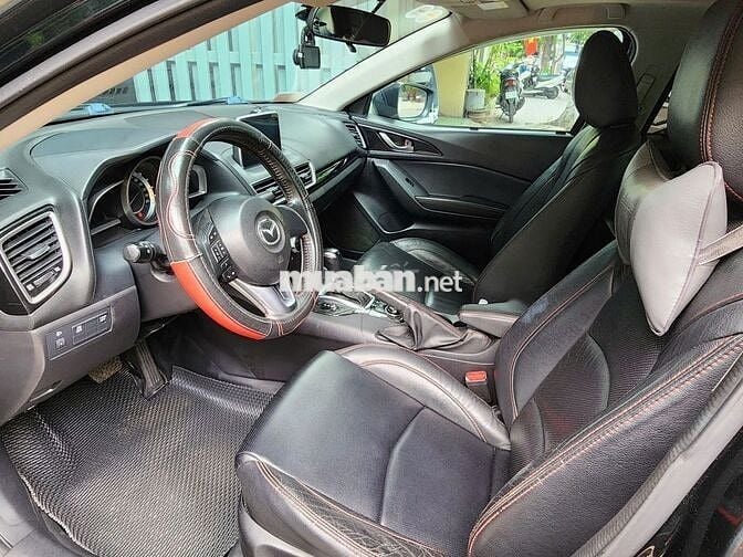Mazda 3 2016 1.5 AT Sedan - 79000 km