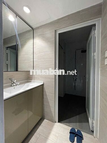 CĂN HỘ 114M2, 3 MẶT THOÁNG, VIEW HỒ ĐỊNH CÔNG, NHÀ KTS SỬA RẤT ĐẸP.