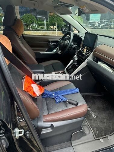 Cần Bán Toyota Innova Cross 2024 AT