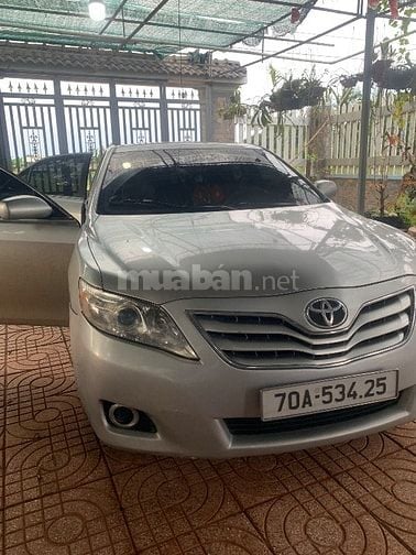 Gia đình đang đi , lên xe mới cần sang lại 