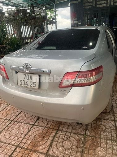 Gia đình đang đi , lên xe mới cần sang lại 