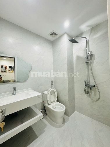 Chính chủ cho thuê chung cư Đại Kim Building, diện tích 65m2
