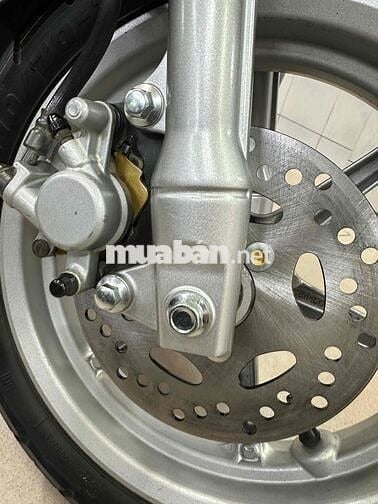 yamahaGARDE chạy 12 ngàn km mới 90% zin 100%
