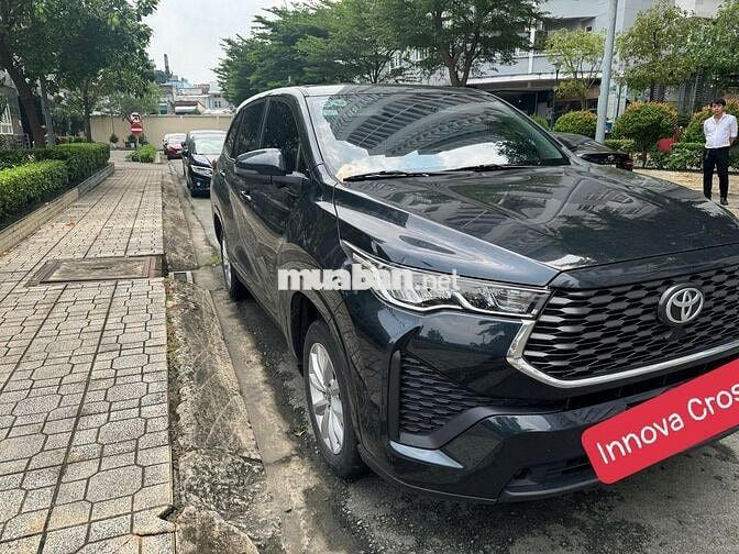 Cần Bán Toyota Innova Cross 2024 AT