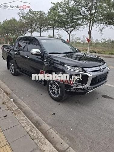 Mitsubishi Triton 4x2 AT 2022