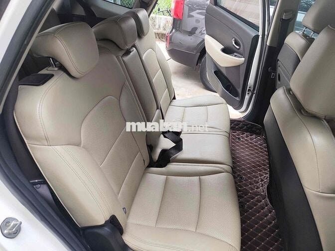 Kia Rondo 2018 2.0 GAT - 100000 km
