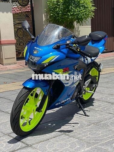 bán suzuki GSX - R 150 2022 6600km chính chủ