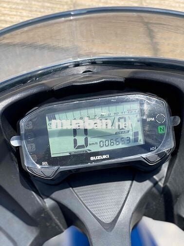 bán suzuki GSX - R 150 2022 6600km chính chủ