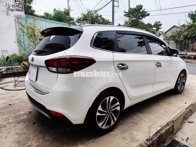 Kia Rondo 2018 2.0 GAT - 100000 km