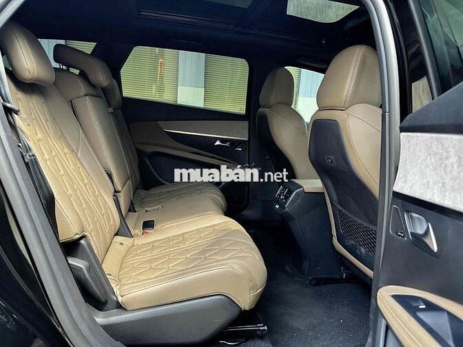Peugeot 5008 GT line 1.6 AT sản xuất 2024 đi 8k km