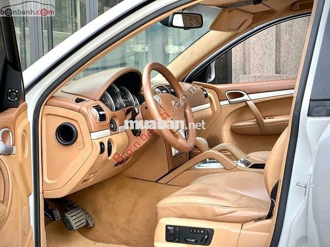 Porsche Cayenne GTS. 4.8L