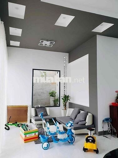nhà đẹp 10x16 mặt tiền A6 Hưng Phú lộ 30m giá 13 tỷ 900tr (TL ít)