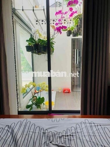 nhà đẹp 10x16 mặt tiền A6 Hưng Phú lộ 30m giá 13 tỷ 900tr (TL ít)