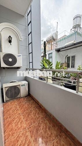 Hẻm 3 gác Huỳnh Văn Bánh 4m x 14m 3 tầng 3PN chỉ 40m ra mặt tiền