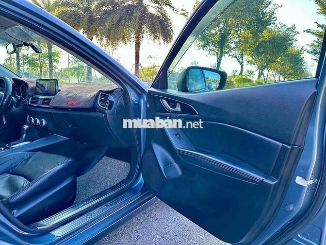 Mazda 3 2016 1.5 AT Sedan