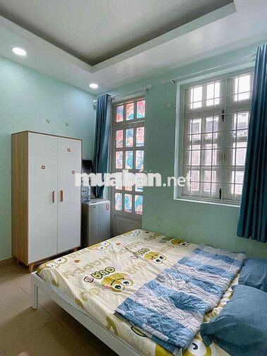 Phòng trọ ban công full nội thất đối diện chợ Bàn Cờ