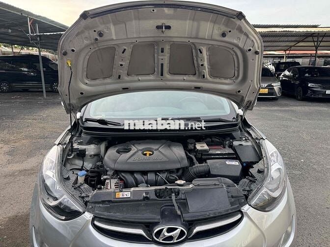 Hyundai Elantra 2013 1.8 AT - 135000 km một chủ