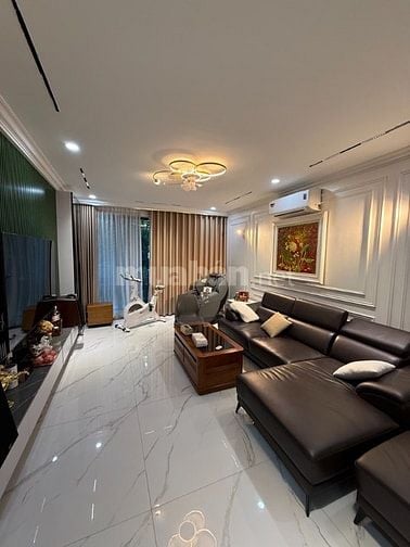 HOÀNG NHƯ TIẾP- Ô TÔ VÀO NHÀ - DÂN XÂY - THANG MÁY - NGÕ THÔNG. 21.5 T