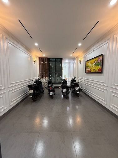 HOÀNG NHƯ TIẾP- Ô TÔ VÀO NHÀ - DÂN XÂY - THANG MÁY - NGÕ THÔNG. 21.5 T
