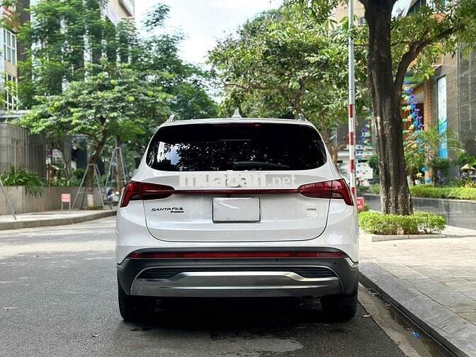 Hyundai Santafe 2.5 xăng cao cấp 2023 màu trắng