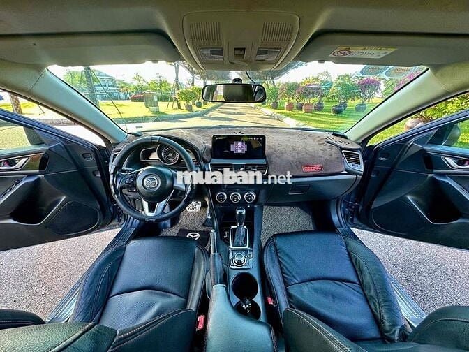 Mazda 3 2016 1.5 AT Sedan