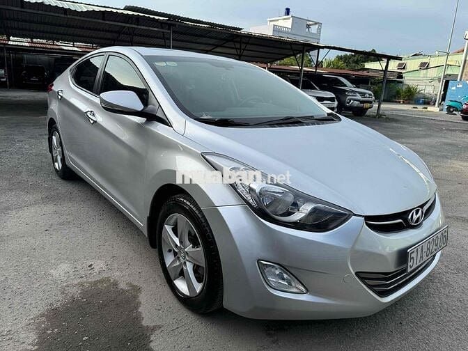 Hyundai Elantra 2013 1.8 AT - 135000 km một chủ