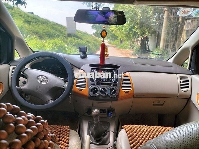 Toyota Innova 2009 G - 152000 km