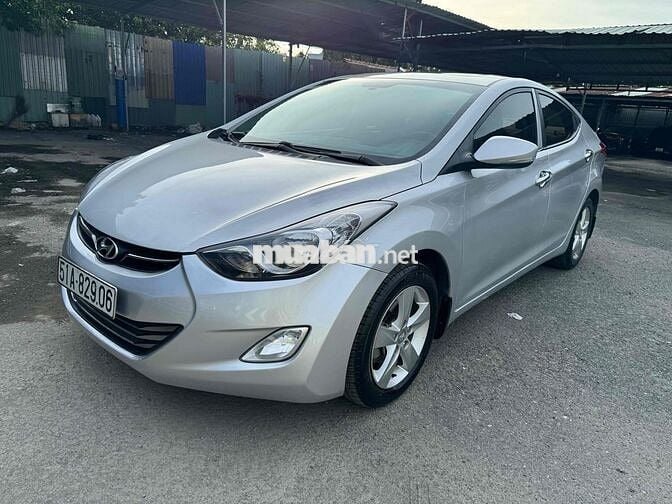 Hyundai Elantra 2013 1.8 AT - 135000 km một chủ