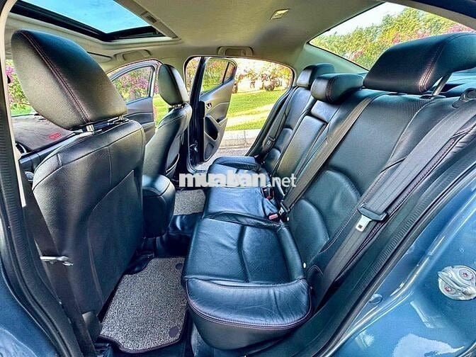 Mazda 3 2016 1.5 AT Sedan