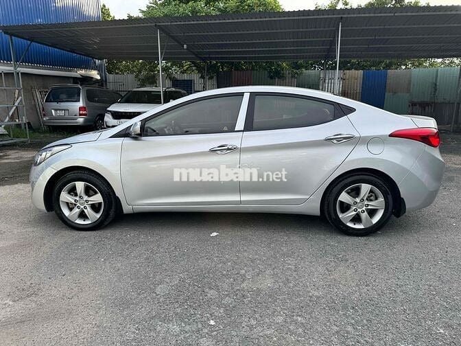 Hyundai Elantra 2013 1.8 AT - 135000 km một chủ