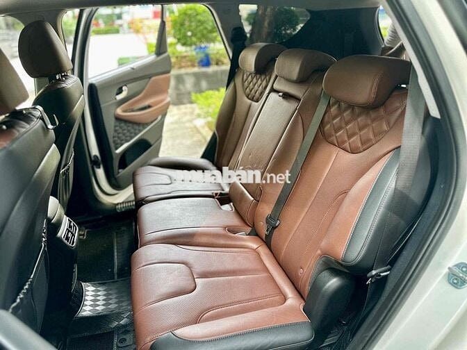 Hyundai Santafe 2.5 xăng cao cấp 2023 màu trắng
