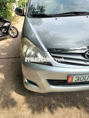 Toyota Innova 2009 G - 152000 km
