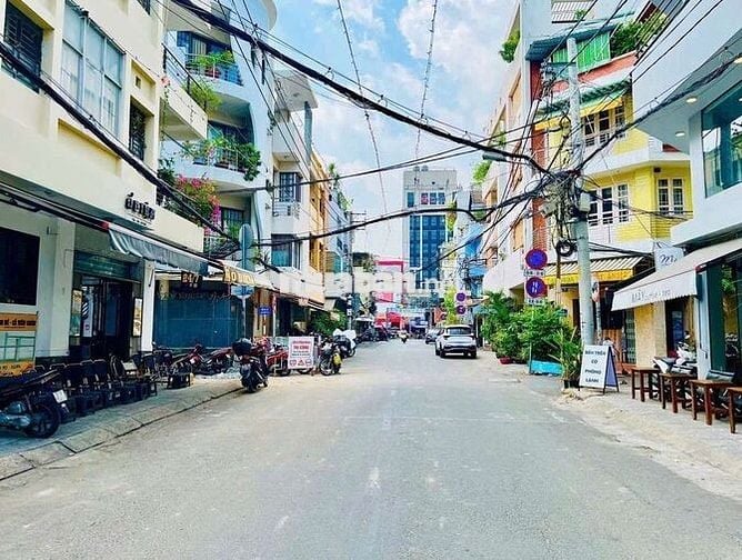 Cho Thuê Căn Góc 2 Mặt Tiền Đoàn Thị Điểm Phú Nhuận Kinh Doanh Tự Do