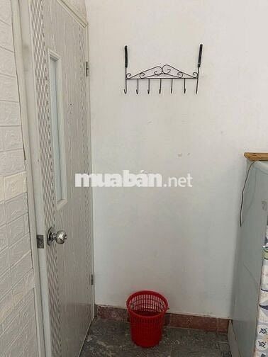 Cho thuê phòng ngõ 389 Hoang Quốc Việt