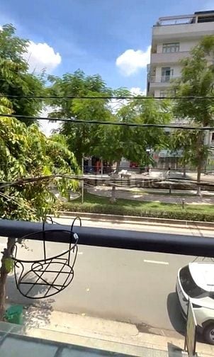 Bán nhà mặt tiền đường Phạm Huy Thông P6, quận gò vấp, giá 21 tỷ