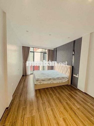 Rẻ Còn Ngon! Đống đa 6 tầng thang máy, 46m oto kinh doanh, hơn 8đ