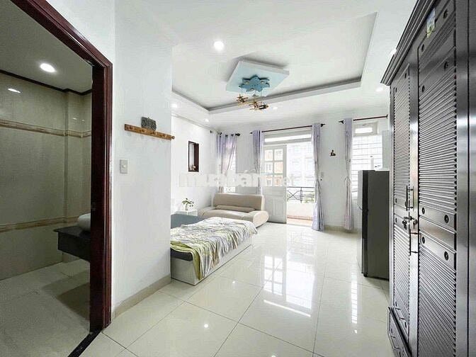 STUDIO BAN CÔNG, FULL NỘI THẤT GẦN RMIT, VÒNG XOAY TRUNG SƠN QUẬN 8
