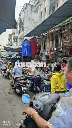 cần bán nhà trong lòng chợ sơn kỳ Q Tân Phú (cũ)