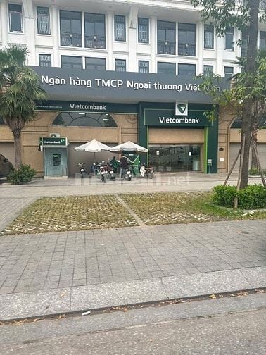 Tuyển bảo vệ ngân hàng ca hành chính áp tải 