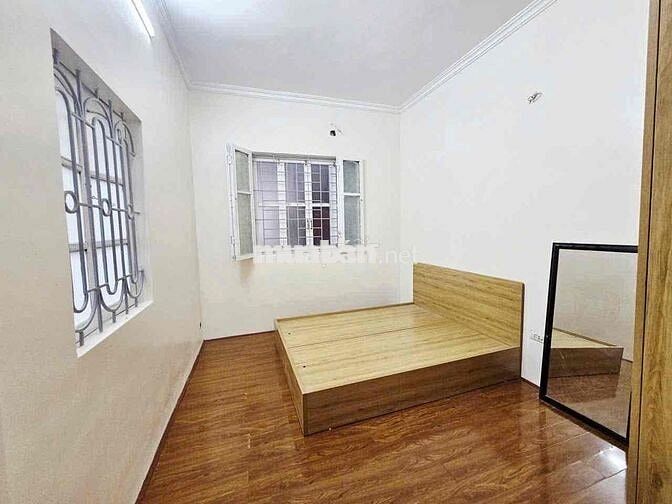 1 nhà ra ô tô! Khương Trung, ngõ 2,5m, nhà đẹp, ở ngay. 37mx4T.  8,4ty