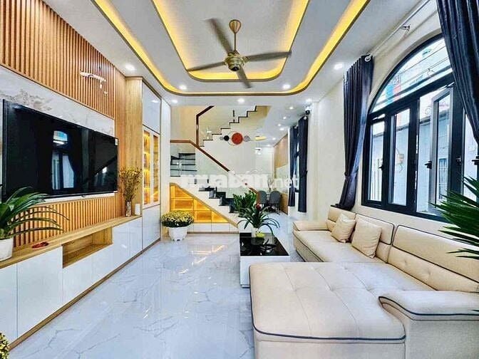 Bán mặt tiền đường số 7 p3 gò vấp
