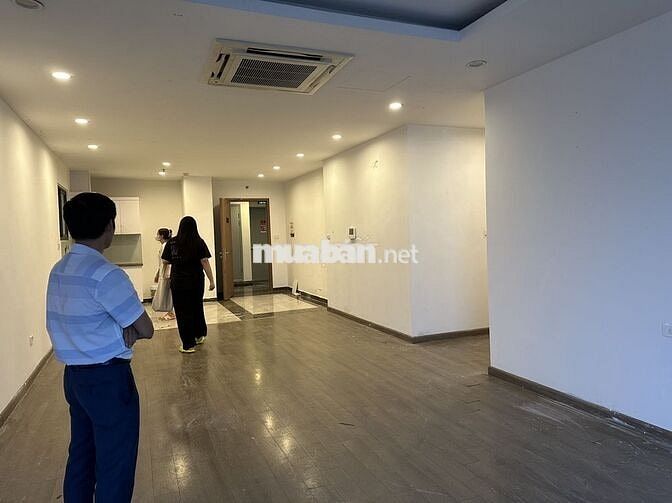 Hot FLC Twin Tower - 265 Cầu Giấy 120m2 3PN đồ cơ bản đẹp giá 17tr/th