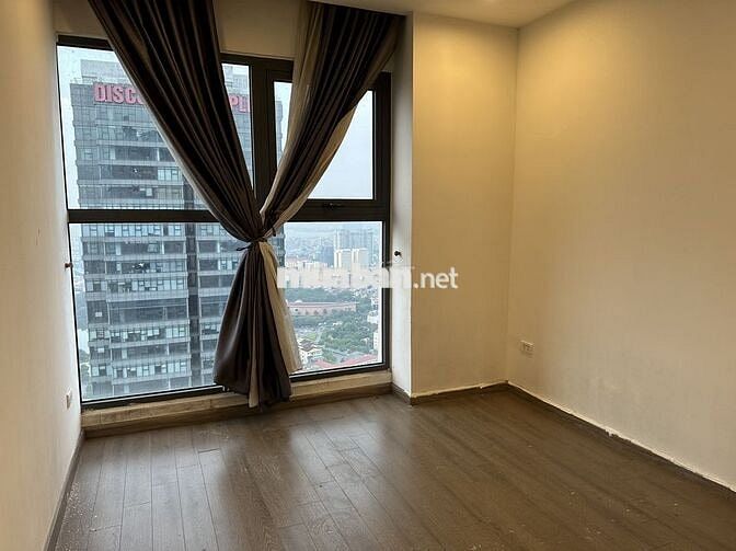 Hot FLC Twin Tower - 265 Cầu Giấy 120m2 3PN đồ cơ bản đẹp giá 17tr/th