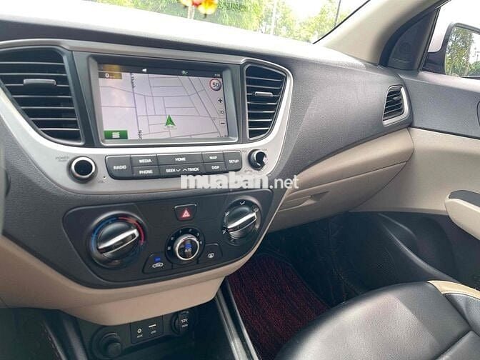 Hyundai Accent 2018 1.4 MT  bản đủ - 95000 km