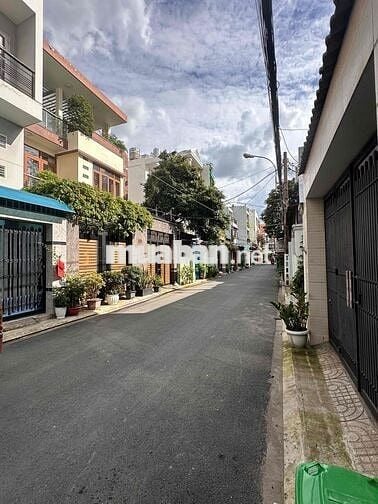 CHO THUÊ NHÀ NGUYÊN CĂN – MẶT TIỀN ĐƯỜNG XE HƠI – THÍCH HỢP KINH DOANH