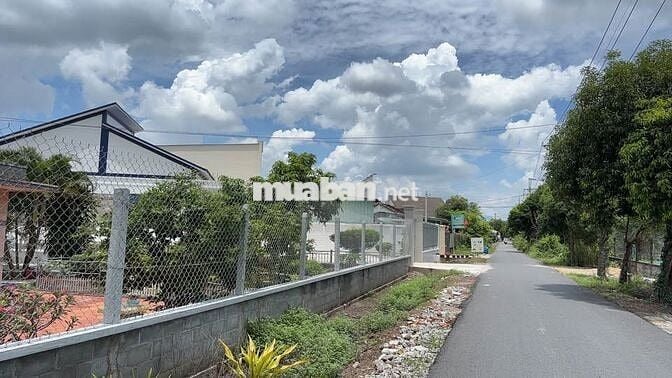 Bán đất gần trường THCS Tân Thông Hội ngay QL22 200m, giá tốt, SHR
